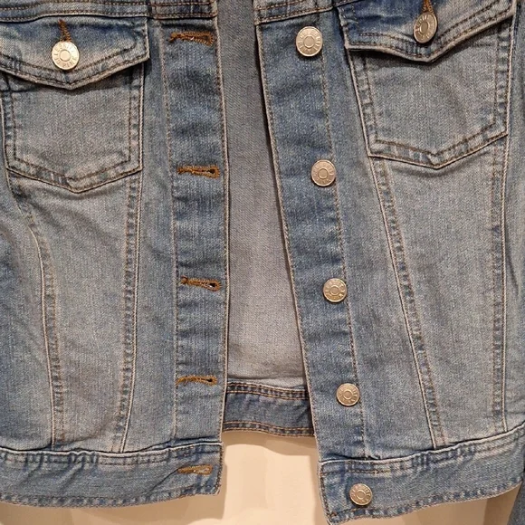 Celebrity Pink Denim Jacket - Picture 6 of 9